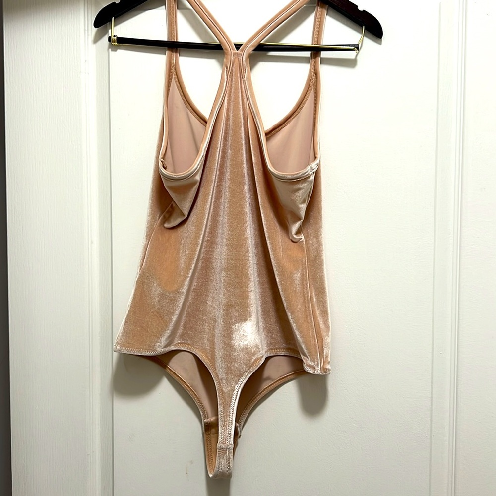 ✨✨✨MADEWELL BODYSUIT SIZE LARGE NWOT BLUSH VELOUR FABRIC ✨✨✨ - Picture 5 of 8